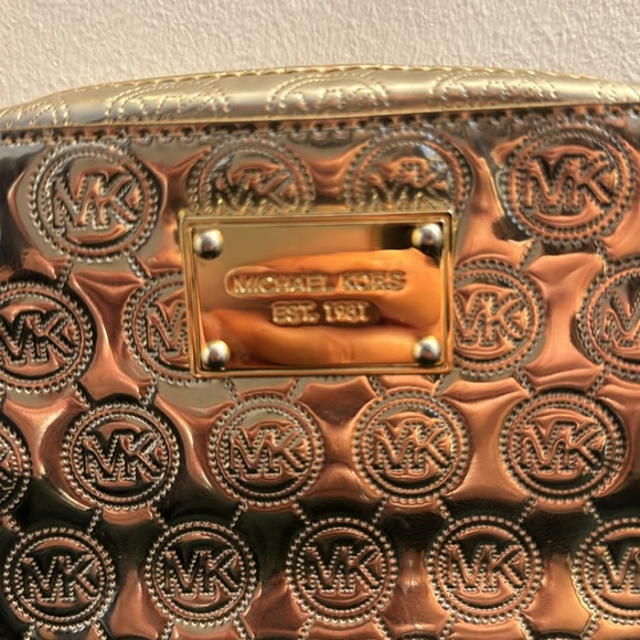 Michael Kors Gold Crossbody bag - Picture 2 of 6
